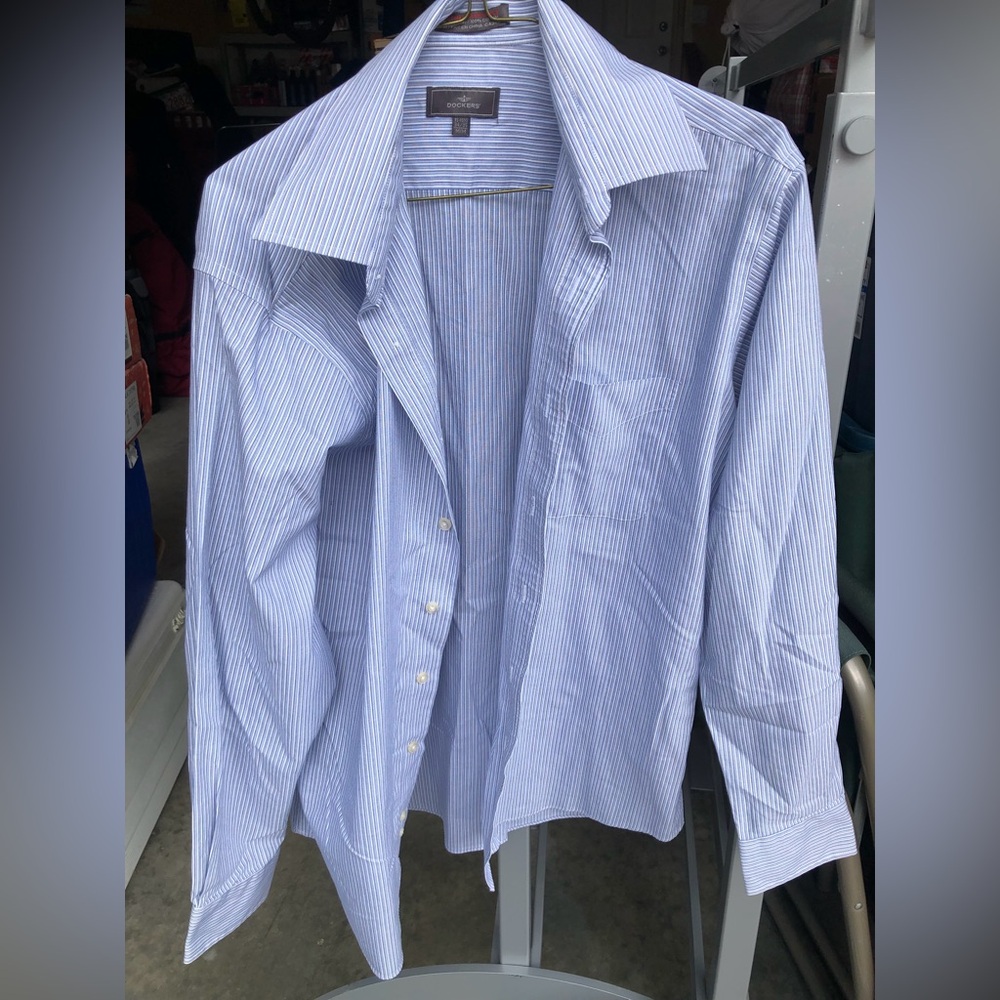 Dockers Men's Light Blue Pinstripe Dress Shirt